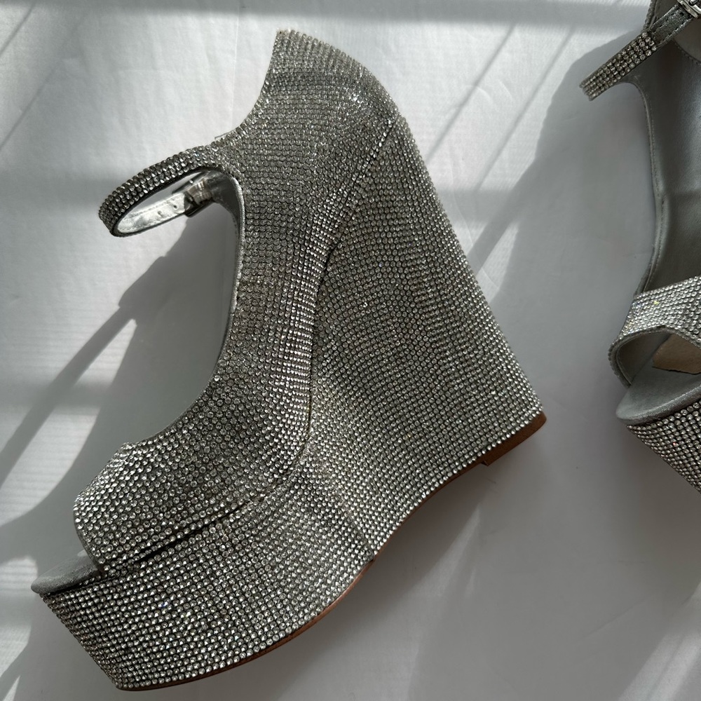 STEVE MADDEN/ macie rhinestone wedge heel - Picture 6 of 15